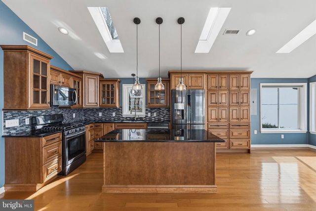 75 ENLOW PL, Pennsville, NJ 08070