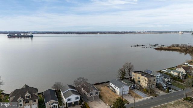 75 ENLOW PL, Pennsville, NJ 08070