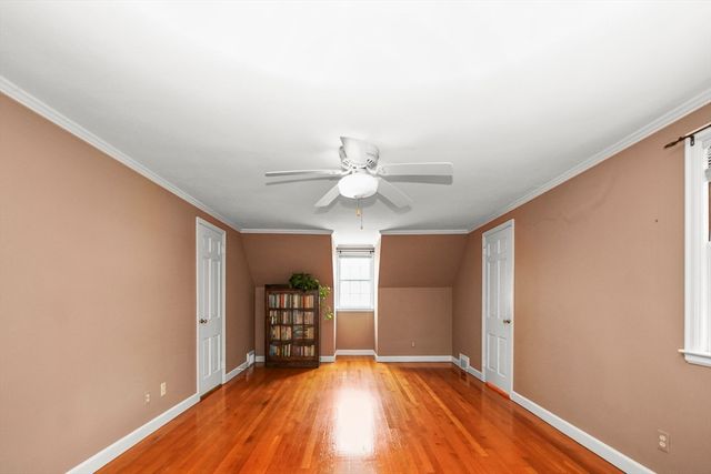 33 Severn St, Longmeadow, MA 01106