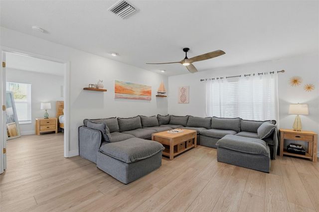 1598 VIRGINIA AVENUE, Palm Harbor, FL 34683