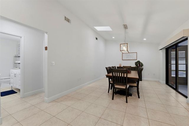 1598 VIRGINIA AVENUE, Palm Harbor, FL 34683