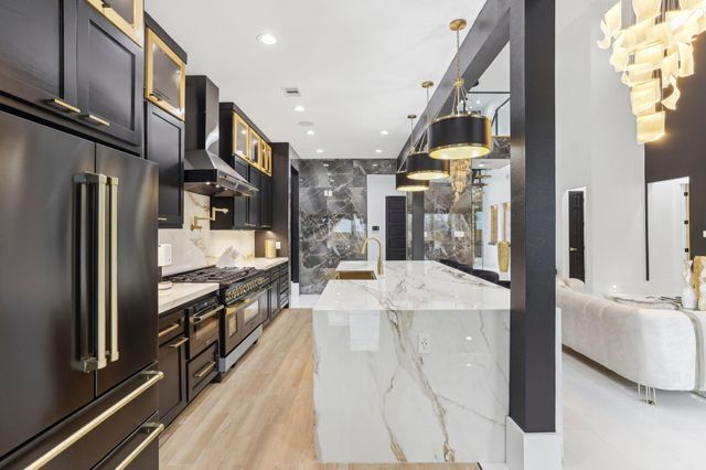 3902 Charleston Street, Houston, TX 77021