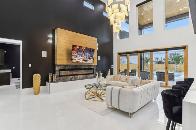 3902 Charleston Street, Houston, TX 77021