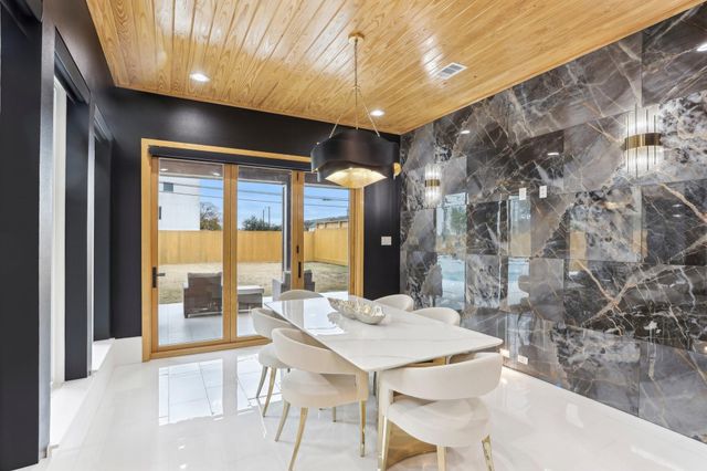 3902 Charleston Street, Houston, TX 77021