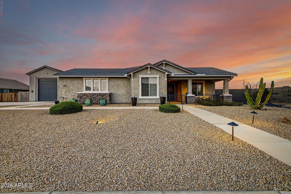 2024 E EUCALYPTUS Lane, San Tan Valley, AZ 85143 — exterior
