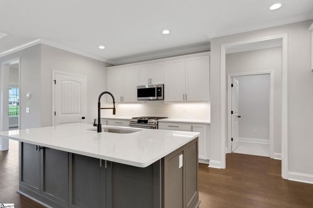 61 Hensley Road, Greenville, SC 29607