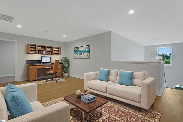 61 Hensley Road, Greenville, SC 29607