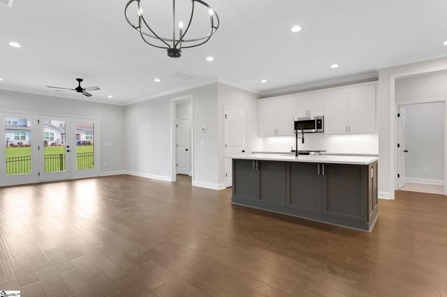 61 Hensley Road, Greenville, SC 29607