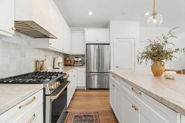 1763 Laurelwood Way, Oceanside, CA 92057