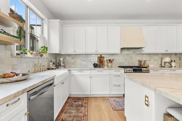 1763 Laurelwood Way, Oceanside, CA 92057