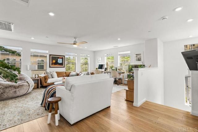 1763 Laurelwood Way, Oceanside, CA 92057