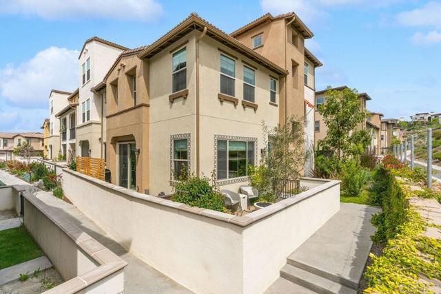 1763 Laurelwood Way, Oceanside, CA 92057