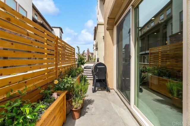 1763 Laurelwood Way, Oceanside, CA 92057