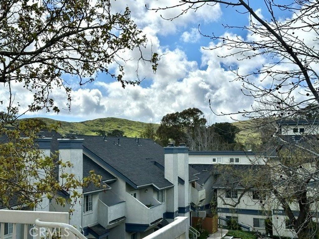 Image 7 of property listing at 1033 Southwood, San Luis Obispo, CA 93401