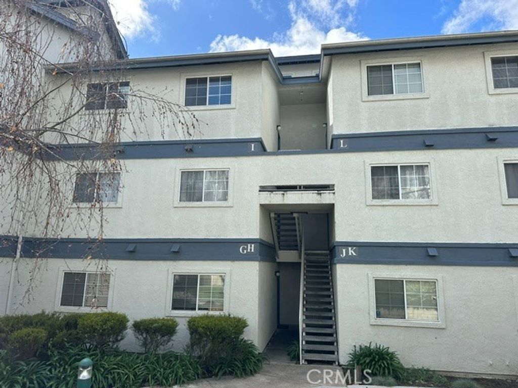 Image 9 of property listing at 1033 Southwood, San Luis Obispo, CA 93401