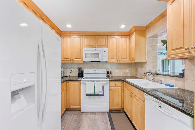 128 Banyan Circle, Jupiter, FL 33458