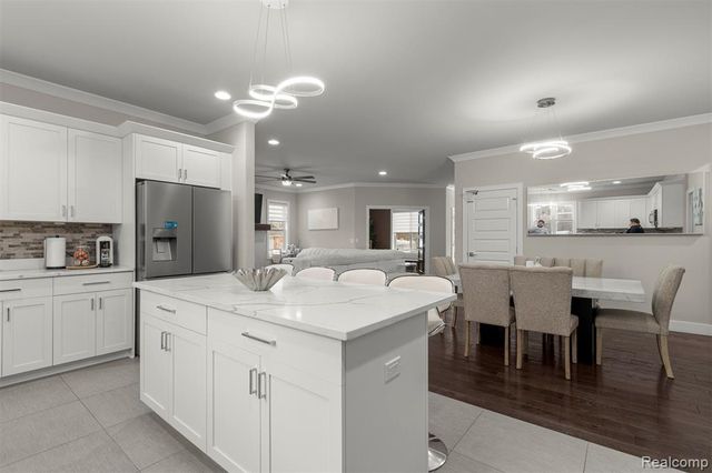 8615 Greendale Drive, Sterling Heights, MI 48312