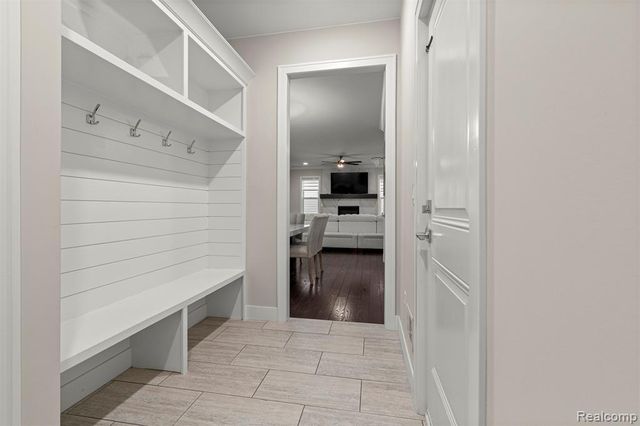 8615 Greendale Drive, Sterling Heights, MI 48312