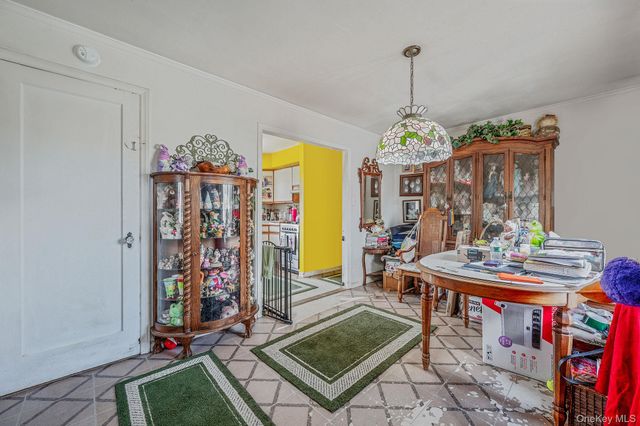 130 Lafayette Road, West Babylon, NY 11704