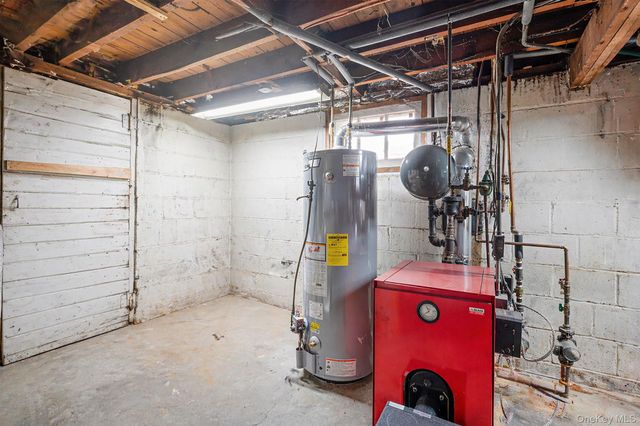 130 Lafayette Road, West Babylon, NY 11704