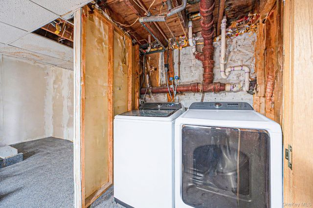 130 Lafayette Road, West Babylon, NY 11704