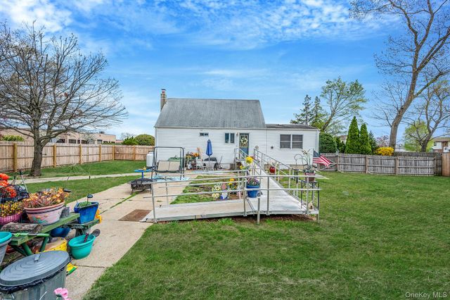 130 Lafayette Road, West Babylon, NY 11704