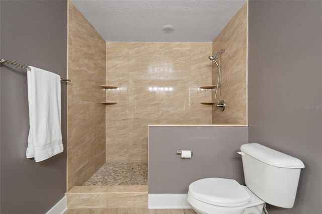 336 WAYNE AVENUE, Indialantic, FL 32903