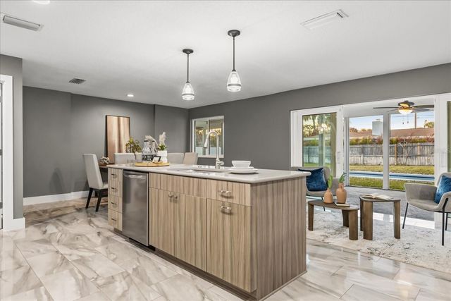 336 WAYNE AVENUE, Indialantic, FL 32903