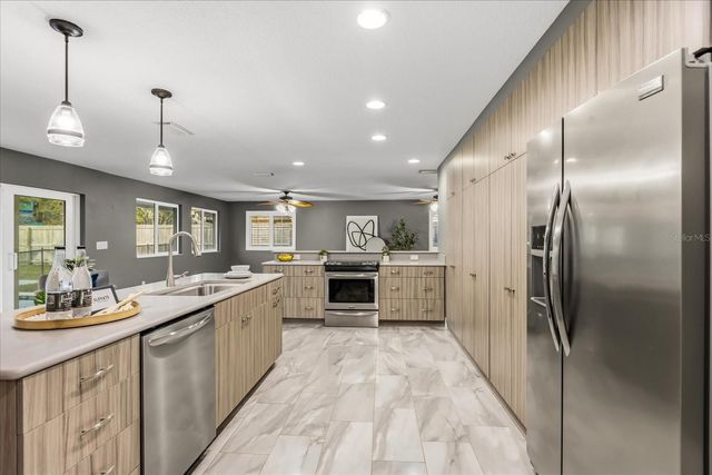 336 WAYNE AVENUE, Indialantic, FL 32903