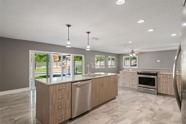 336 WAYNE AVENUE, Indialantic, FL 32903