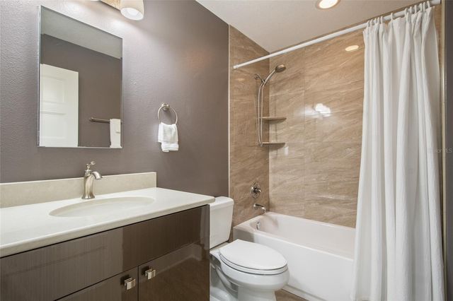 336 WAYNE AVENUE, Indialantic, FL 32903