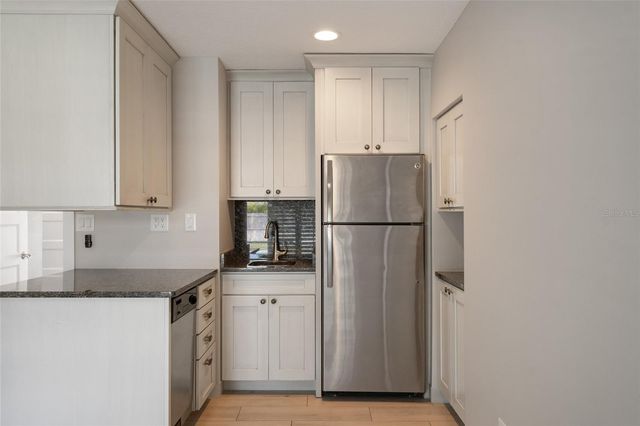 336 WAYNE AVENUE, Indialantic, FL 32903