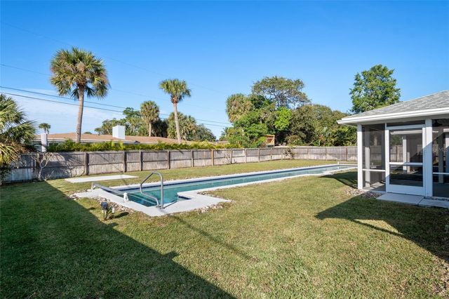 336 WAYNE AVENUE, Indialantic, FL 32903