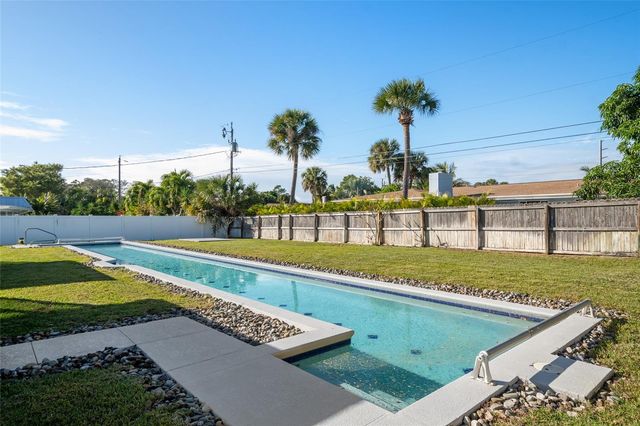 336 WAYNE AVENUE, Indialantic, FL 32903