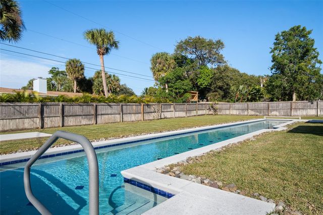 336 WAYNE AVENUE, Indialantic, FL 32903