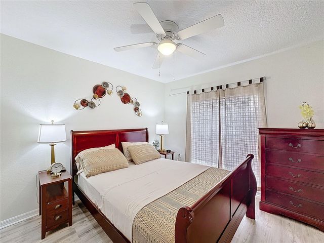 458 HOLLINGHEAD LOOP, Davenport, FL 33896