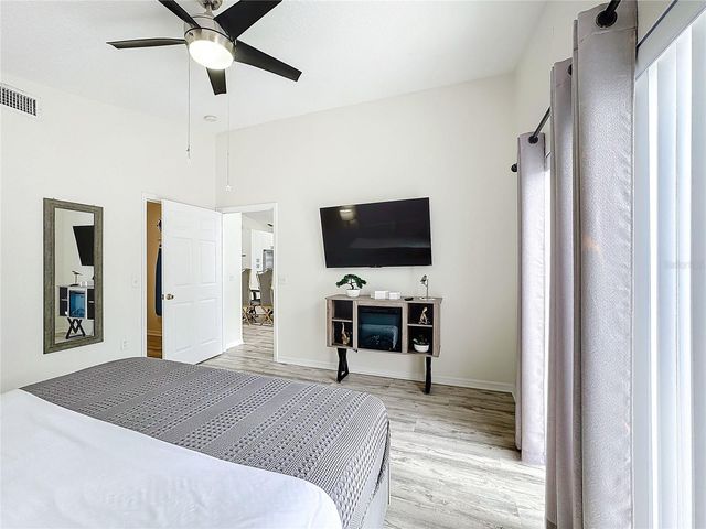 458 HOLLINGHEAD LOOP, Davenport, FL 33896