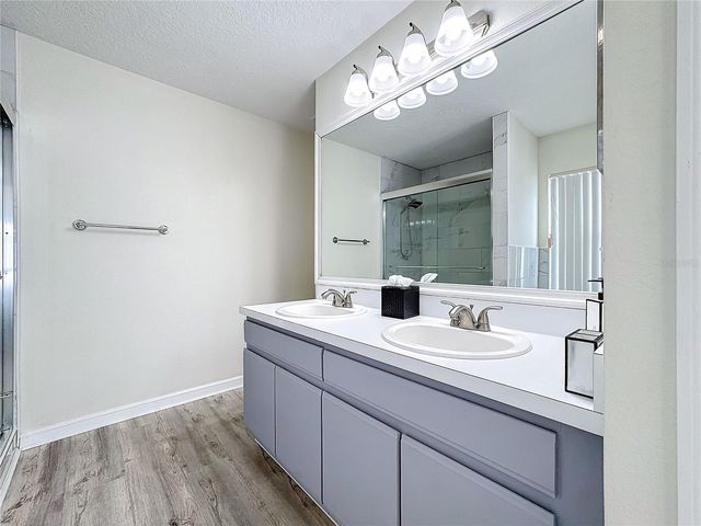 458 HOLLINGHEAD LOOP, Davenport, FL 33896