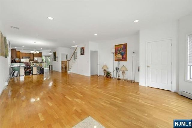 531A 2nd Street A, Palisades Park, NJ 07650