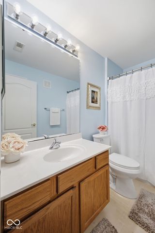 9577 Sweet Clover Way, Fishers, IN 46038