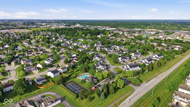 9577 Sweet Clover Way, Fishers, IN 46038