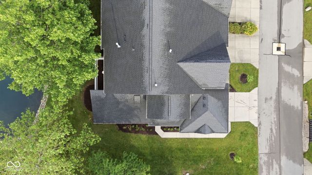 9577 Sweet Clover Way, Fishers, IN 46038