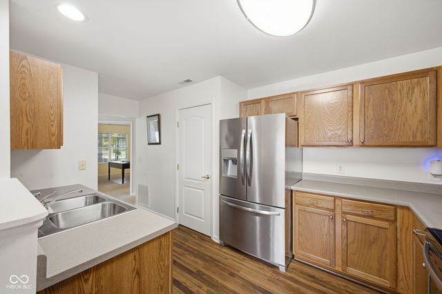 9577 Sweet Clover Way, Fishers, IN 46038