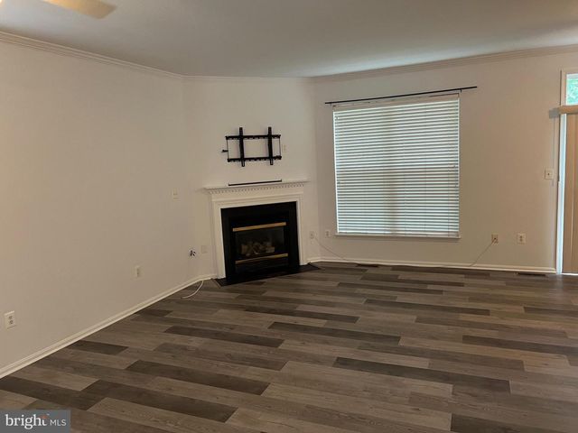 6305 THIN LEAF PL, Woodbridge, VA 22193