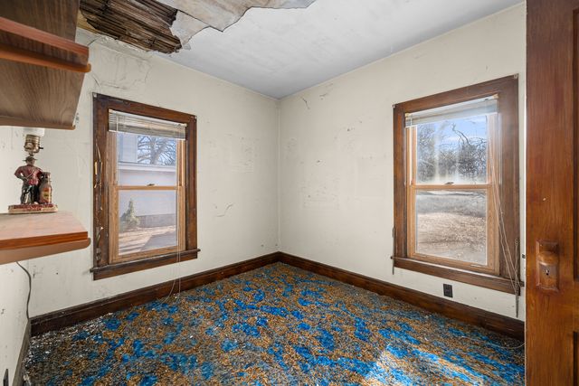 3222 22nd Avenue, Rock Island, IL 61201