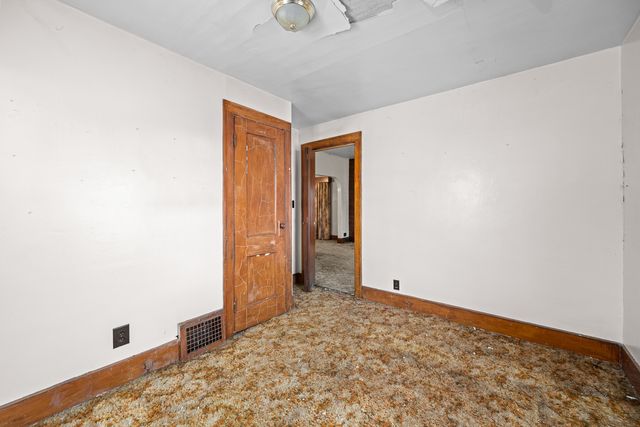 3222 22nd Avenue, Rock Island, IL 61201