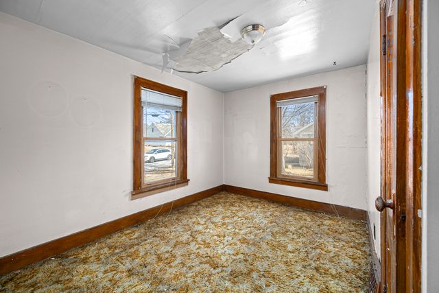 3222 22nd Avenue, Rock Island, IL 61201