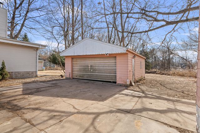 3222 22nd Avenue, Rock Island, IL 61201