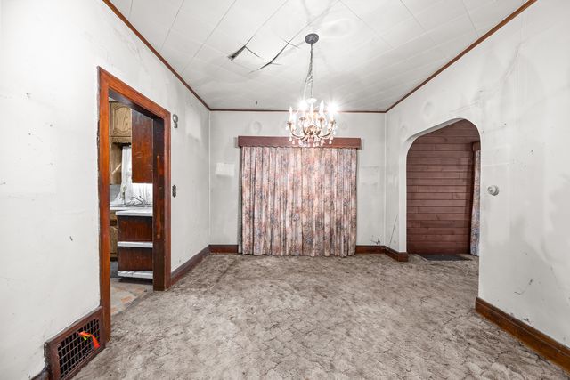 3222 22nd Avenue, Rock Island, IL 61201