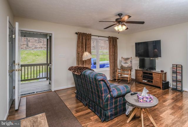 1331 DRUMMER HILL RD, Front Royal, VA 22630